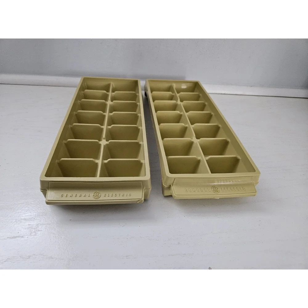 Vintage 70s pair general electric ice trays Stackable Harvest Gold GE Set Of‎ 2